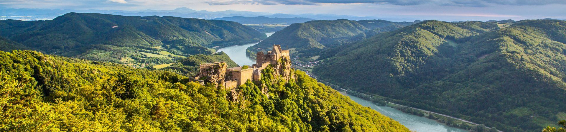 Viajes en bicicleta y rutas por el Danubio en 2026 por la EuroVelo 6