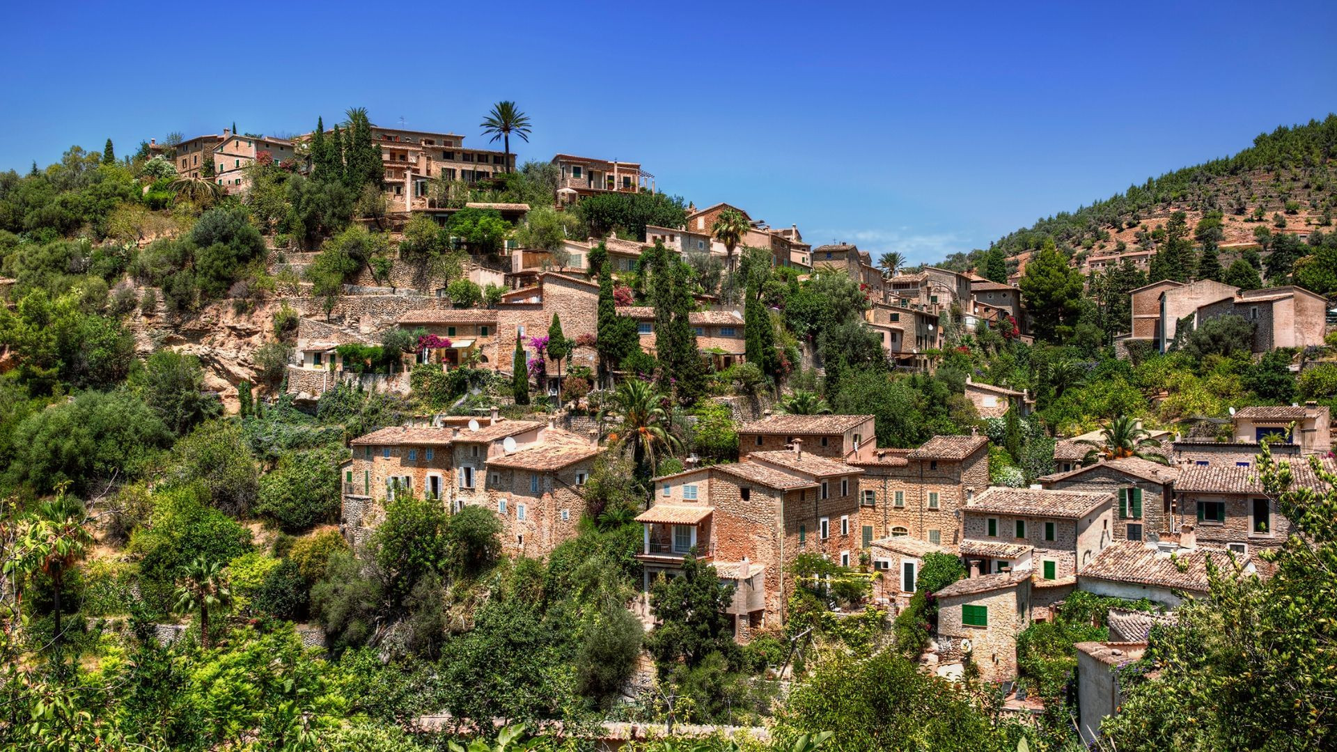 Village de Deià à flanc de colline - Majorque - Espagne