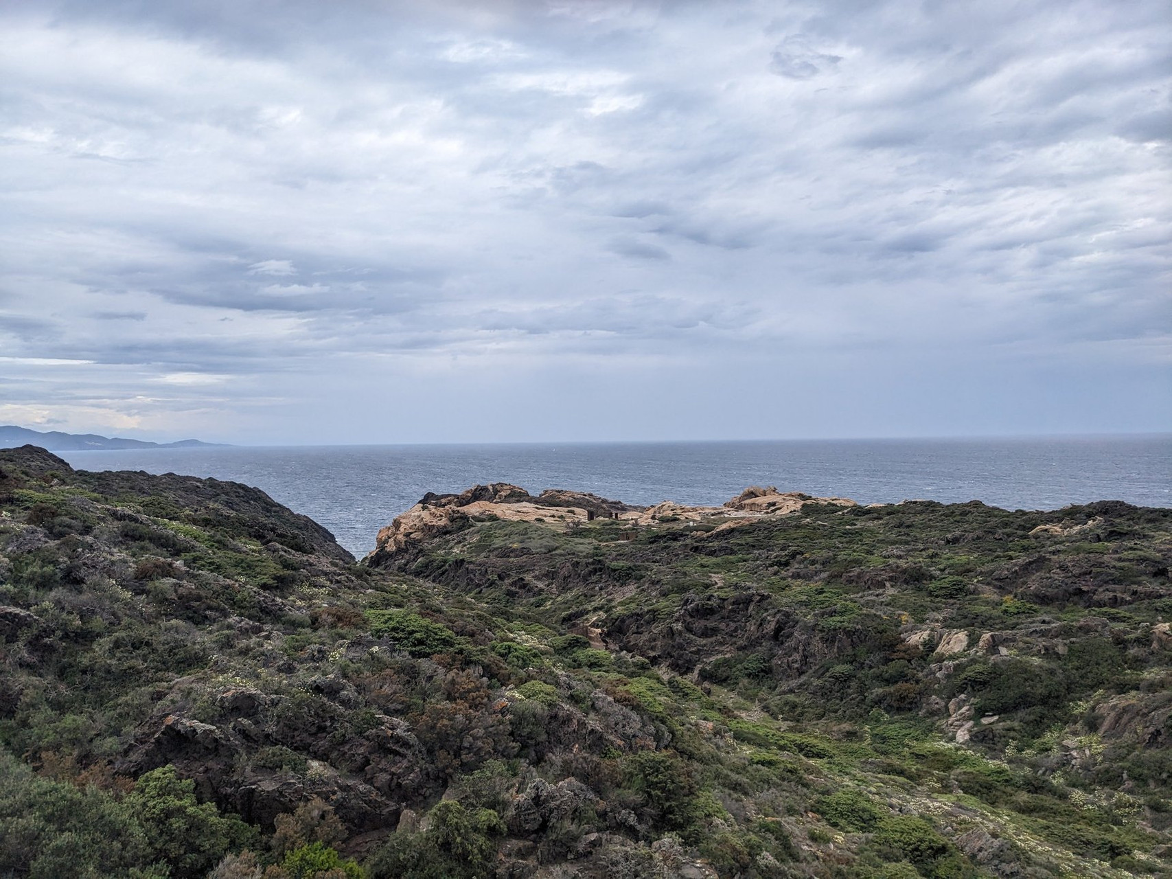 Rochers et lande côtière du cap de Creus - Catalogne - Espagne (2)