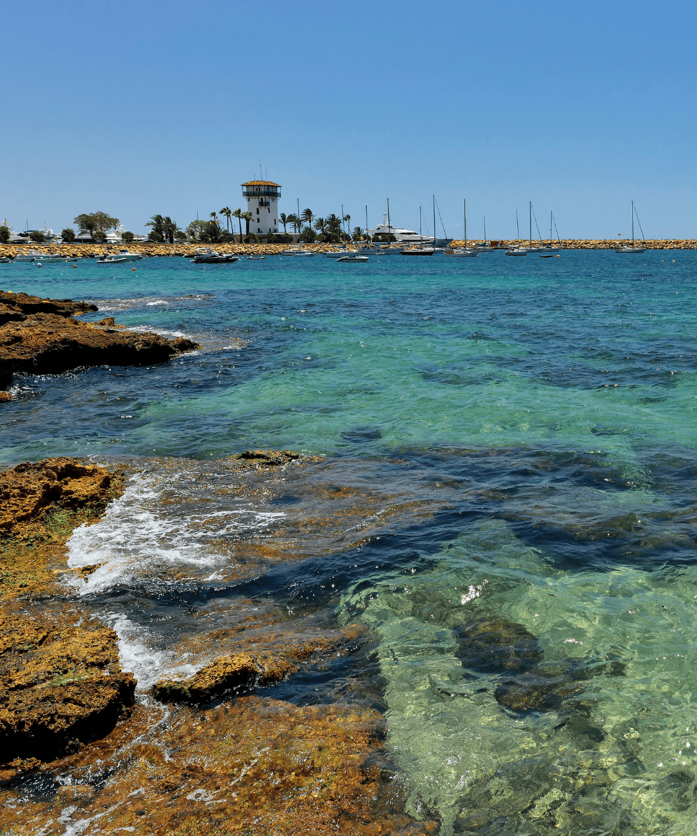Côte rocheuse à Playa de Palma - Majorque - Espagne