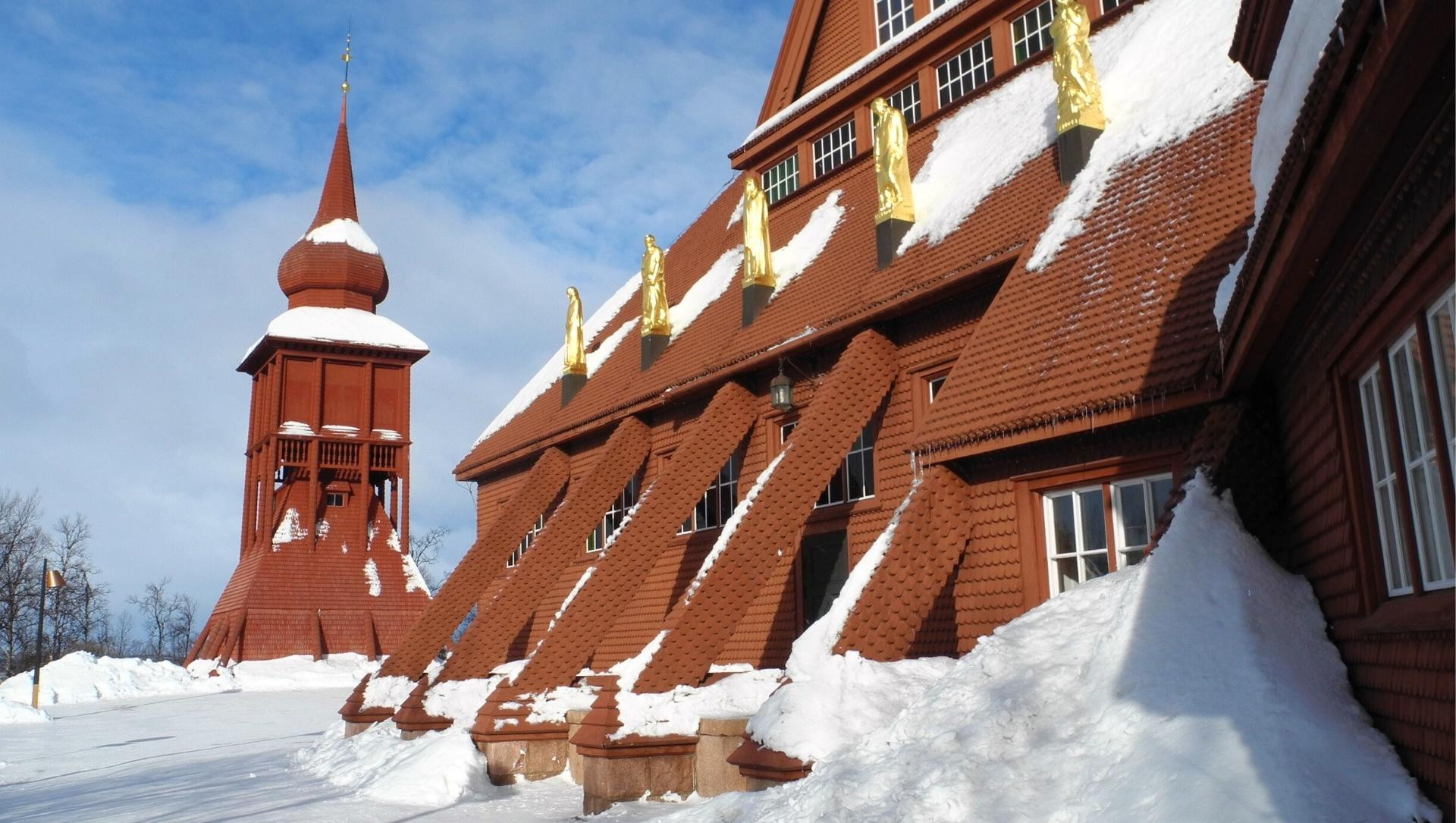 Église en bois de Kiruna sous la neige - Laponie - Suède